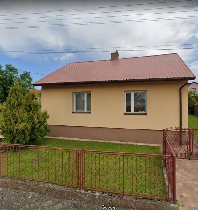 Villa Dom Z Ogrodem I Grillem Wola Zarczycka Exterior foto